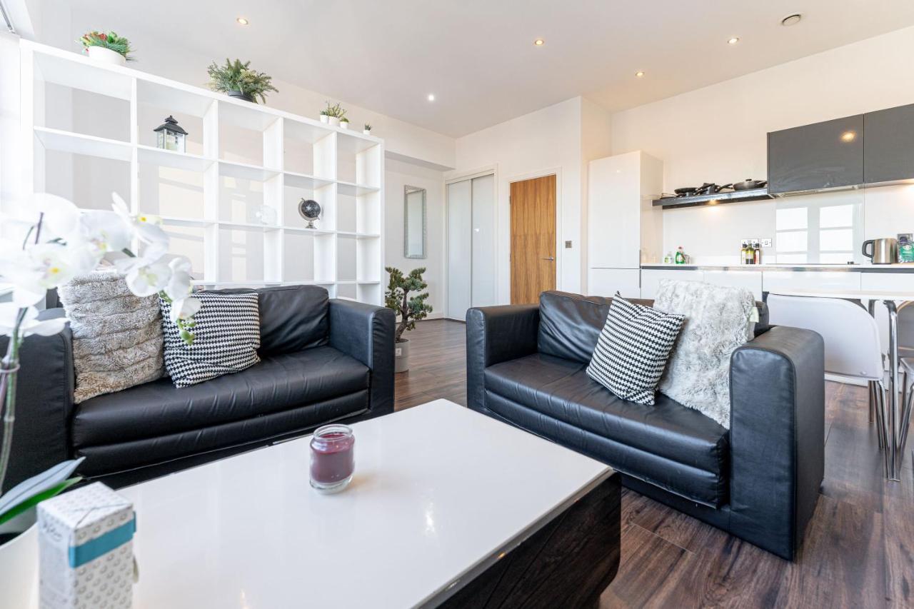 Lavish Loft Conversion - Birmingham City Centre - Amazing Location Bagian luar foto